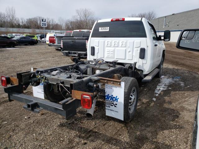 Photo 3 from auction – 2017 CHEVROLET SILVERADO with VIN 1GB0CUEG2HZ188973