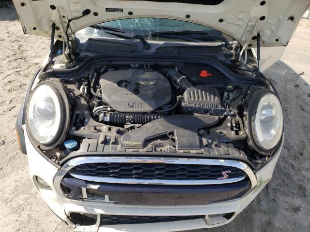 Photo 11 from auction – 2016 MINI COOPER S with VIN WMWXP7C50G2C60536