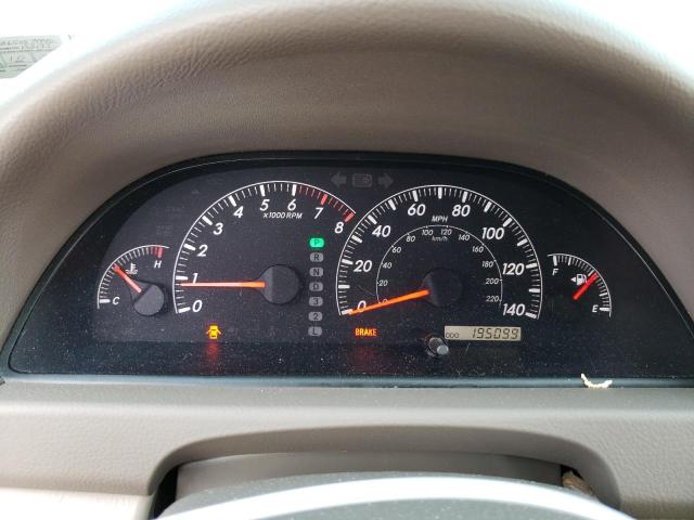 Photo 9 from auction – 2005 TOYOTA CAMRY LE with VIN 4T1BE30K65U574840