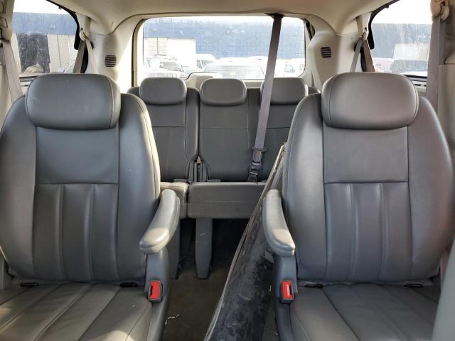 Photo 10 from auction – 2010 CHRYSLER TOWN & COU with VIN 2A4RR5D11AR253911