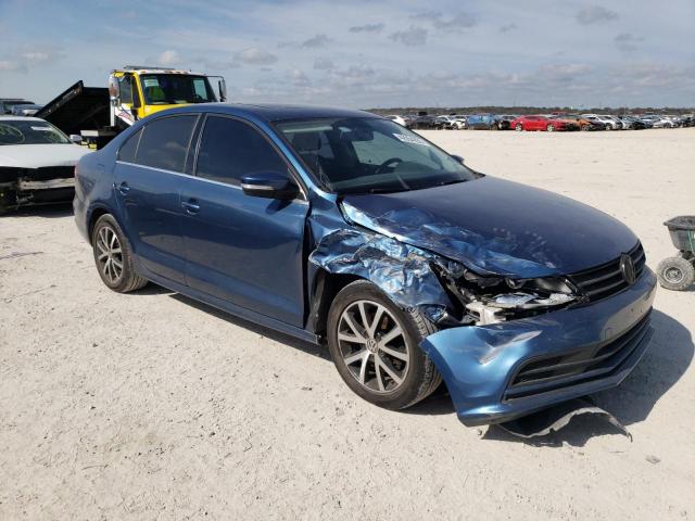 Zdjęcie 4 z aukcji – 2017 VOLKSWAGEN JETTA SE z VIN 3VWDB7AJ0HM361925