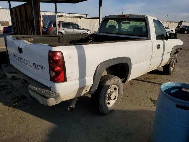 Foto 3 de la subasta – 2005 CHEVROLET SILVERADO con VIN 1GCHC24U95E289926
