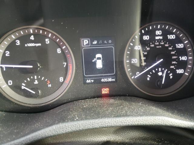 Photo 9 from auction – 2018 HYUNDAI TUCSON SEL with VIN KM8J3CA43JU640952