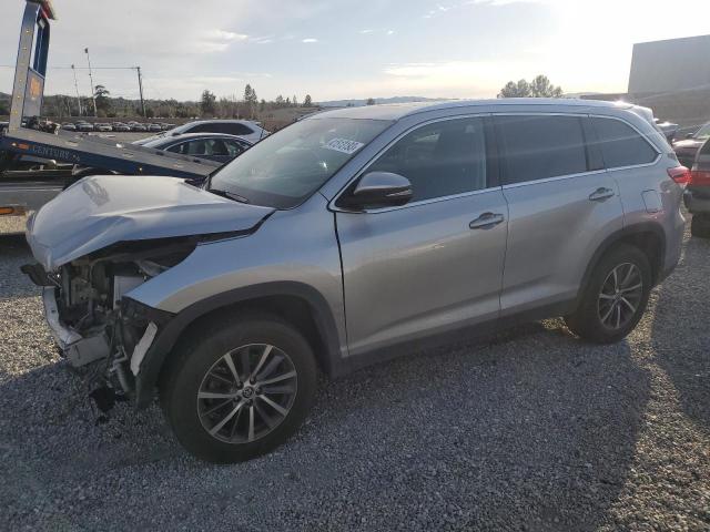 Photo 1 from auction – 2019 TOYOTA HIGHLANDER with VIN 5TDKZRFH7KS574207