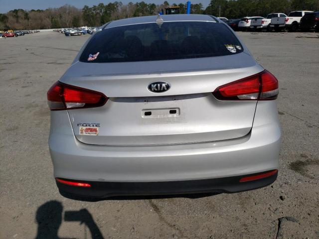 Photo 6 from auction – 2017 KIA FORTE LX with VIN 3KPFK4A72HE031504