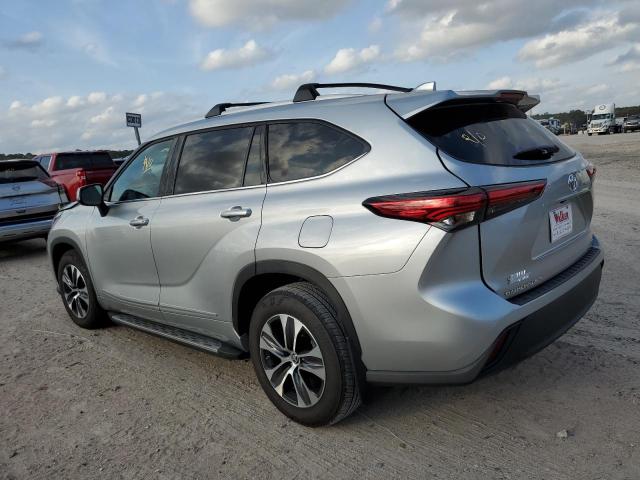Photo 2 from auction – 2022 TOYOTA HIGHLANDER with VIN 5TDGZRAH7NS555531