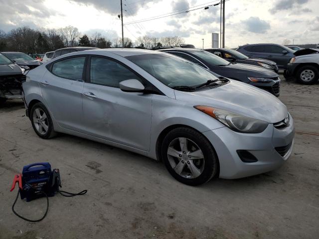 Photo 4 from auction – 2013 HYUNDAI ELANTRA with VIN 5NPDH4AE0DH373379