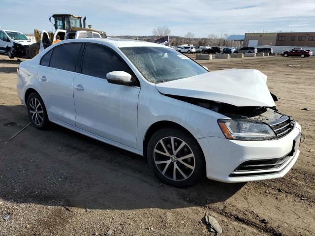 Photo 4 from auction – 2017 VOLKSWAGEN JETTA SE with VIN 3VWDB7AJ5HM295288
