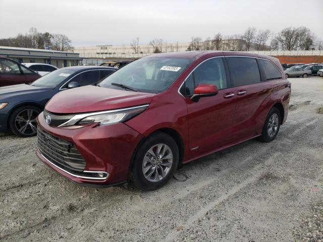 TOYOTA SIENNA XLE 2021 with VIN 5TDYSKFC0MS010914 - Photo from auction