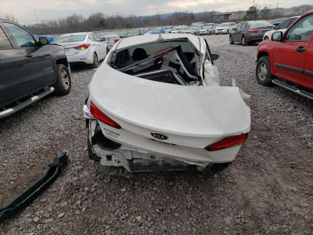 Photo 6 from auction – 2017 KIA FORTE LX with VIN 3KPFK4A79HE079548