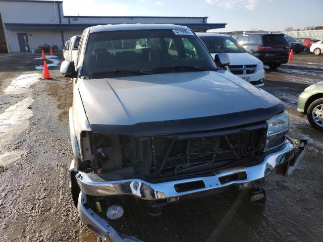 Photo 5 from auction – 2004 GMC NEW SIERRA with VIN 2GTEK13T741427794