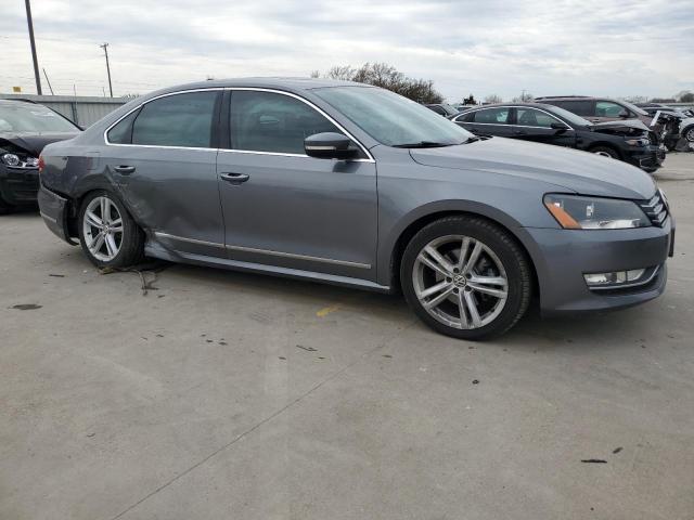 Photo 4 from auction – 2015 VOLKSWAGEN PASSAT SEL with VIN 1VWCV7A30FC120692
