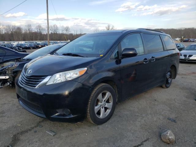 TOYOTA SIENNA LE 2015 with VIN 5TDKK3DC1FS560852 - Photo from auction