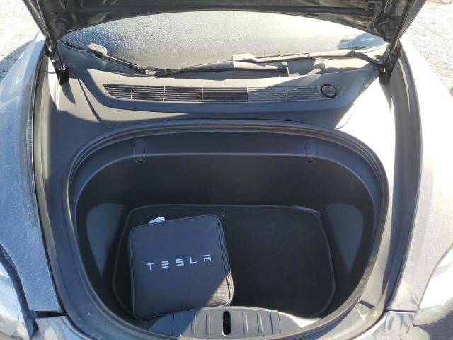Photo 11 from auction – 2018 TESLA MODEL 3 with VIN 5YJ3E1EB9JF073658