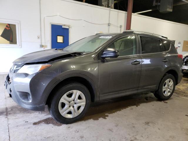 TOYOTA RAV4 LE 2015 with VIN JTMBFREV3FJ050913 - Photo from auction