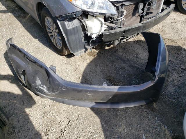 Photo 13 from auction – 2012 TOYOTA SIENNA XLE with VIN 5TDYK3DC5CS206354
