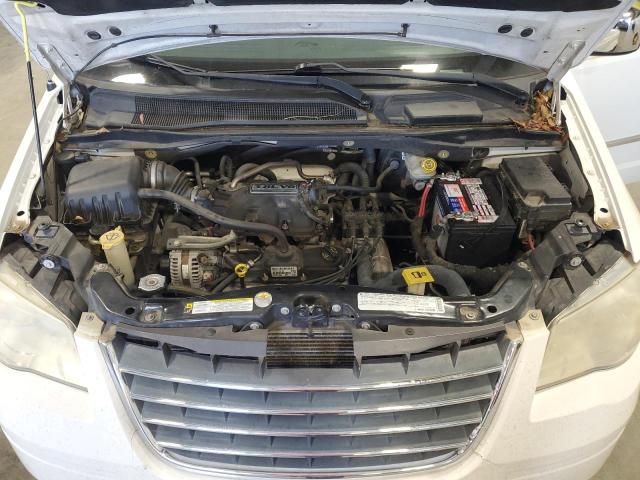 Photo 12 from auction – 2010 CHRYSLER TOWN & COU with VIN 2A4RR5D15AR198069