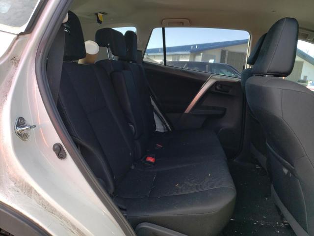 Photo 11 from auction – 2015 TOYOTA RAV4 LE with VIN 2T3BFREV1FW254868
