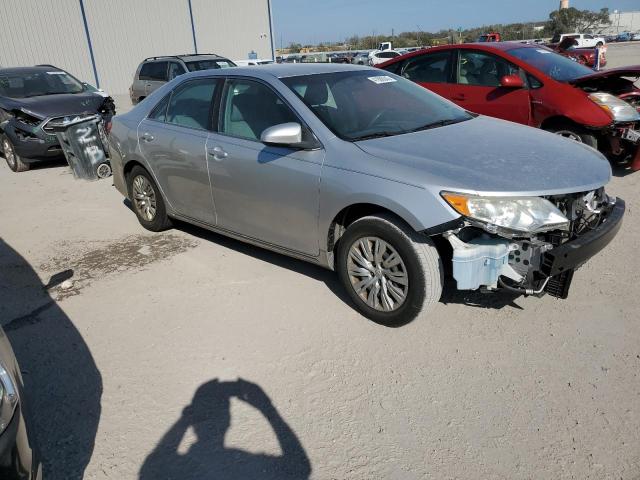 Foto 4 de la subasta – 2012 TOYOTA CAMRY BASE con VIN 4T1BF1FK2CU069674