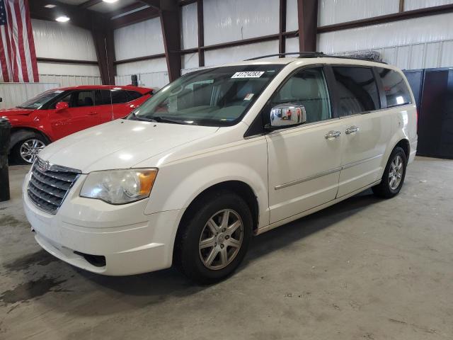 CHRYSLER TOWN & COU 2010 with VIN 2A4RR5D15AR198069 - Photo from auction