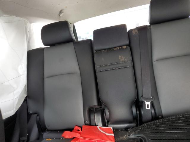 Photo 10 from auction – 2019 TOYOTA 4RUNNER SR with VIN JTEBU5JR1K5611471