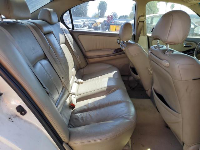 Photo 10 from auction – 2001 INFINITI I30 with VIN JNKCA31A31T001113