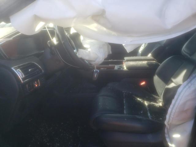 Photo 7 from auction – 2022 LINCOLN NAVIGATOR with VIN 5LMJJ2LT6NEL01944