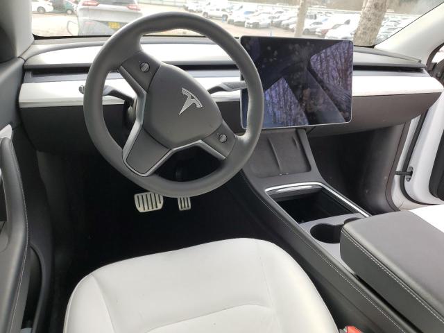 Photo 8 from auction – 2022 TESLA MODEL Y with VIN 7SAYGDEF9NF337460