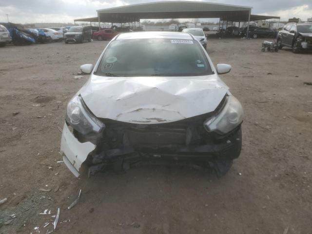 Photo 5 from auction – 2016 KIA FORTE LX with VIN KNAFK4A69G5484193