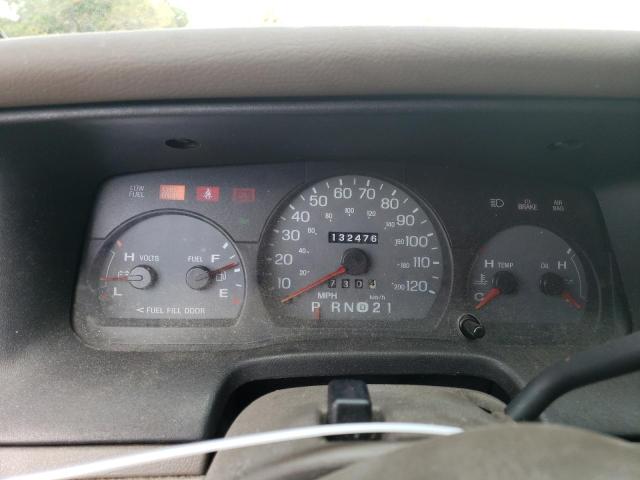 Photo 9 from auction – 2001 MERCURY GRAND MARQ with VIN 2MEFM75W01X615251