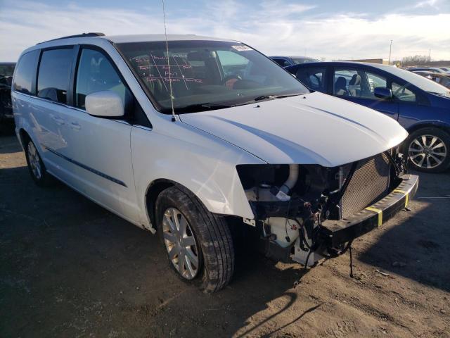Photo 4 from auction – 2016 CHRYSLER TOWN & COU with VIN 2C4RC1BG0GR237926