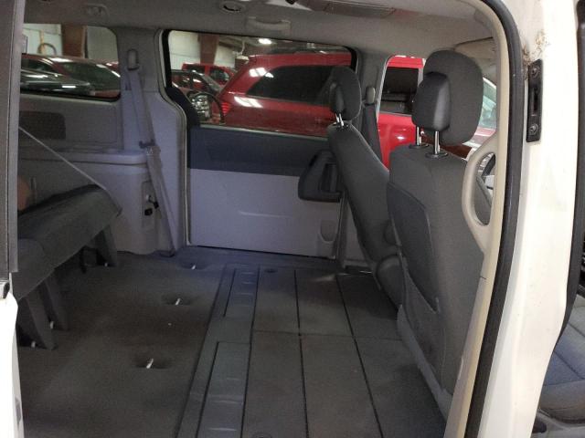 Photo 11 from auction – 2010 CHRYSLER TOWN & COU with VIN 2A4RR5D12AR414170