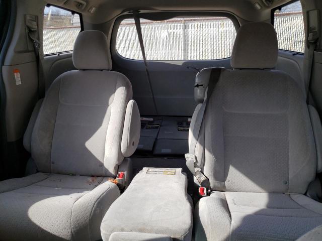 Photo 10 from auction – 2015 TOYOTA SIENNA LE with VIN 5TDKK3DC7FS528150