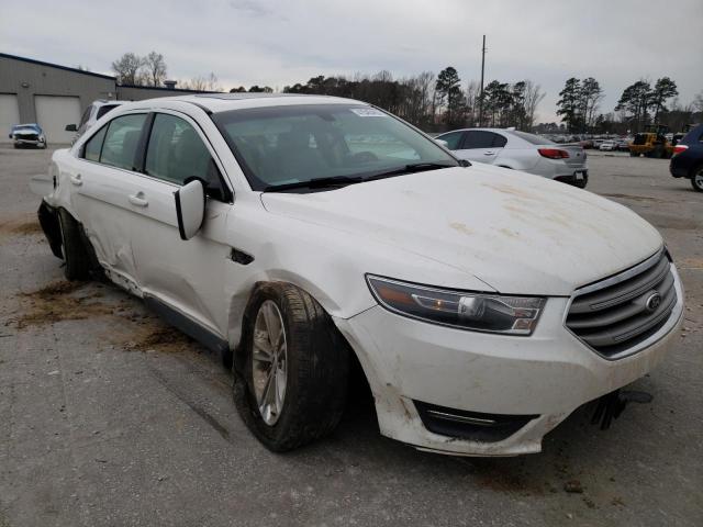 Photo 4 from auction – 2015 FORD TAURUS SEL with VIN 1FAHP2E97FG182397