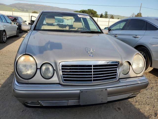Photo 5 from auction – 1997 MERCEDES-BENZ E 320 with VIN WDBJF55F6VA361861