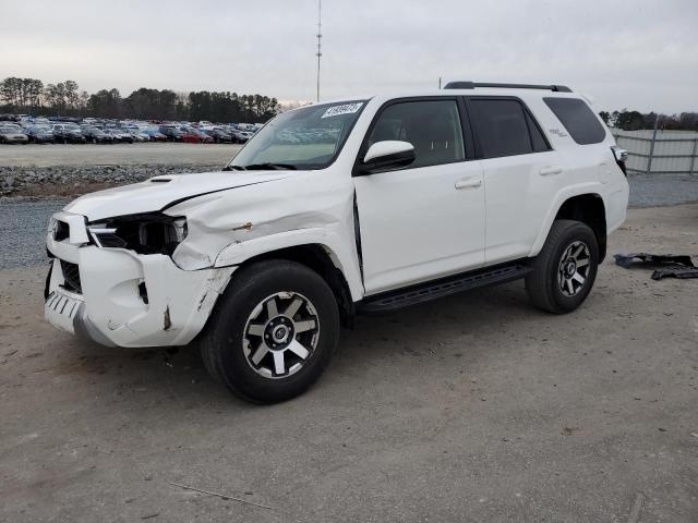 TOYOTA 4RUNNER SR 2019 with VIN JTEBU5JR1K5703714 - Photo from auction