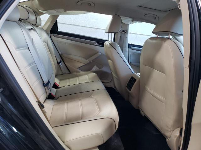 Photo 10 from auction – 2016 VOLKSWAGEN PASSAT SE with VIN 1VWBS7A31GC015360