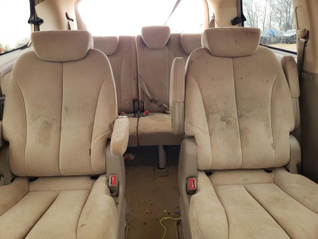 Photo 10 from auction – 2007 HYUNDAI ENTOURAGE with VIN KNDMC233076018130