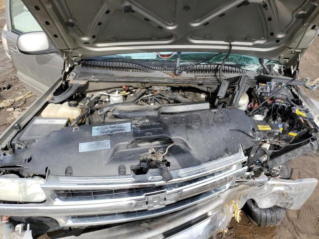 Photo 12 from auction – 2003 CHEVROLET SUBURBAN K with VIN 3GNFK16Z73G109384