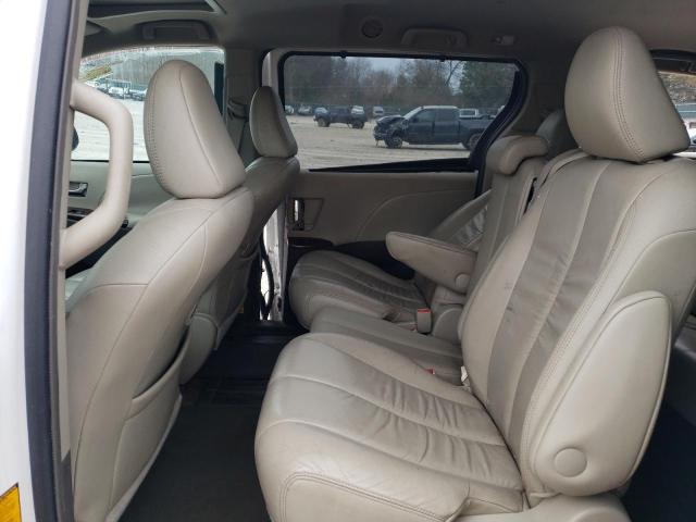 Photo 11 from auction – 2011 TOYOTA SIENNA XLE with VIN 5TDYK3DC0BS085487