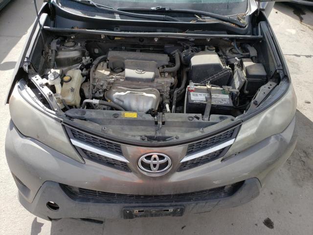 Photo 12 from auction – 2013 TOYOTA RAV4 LE with VIN JTMZFREV3D5001912