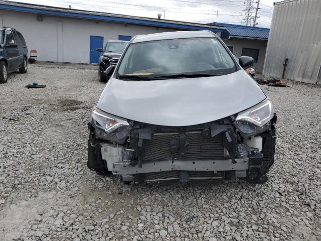 Photo 5 from auction – 2018 TOYOTA RAV4 LE with VIN JTMZFREV2JJ190491