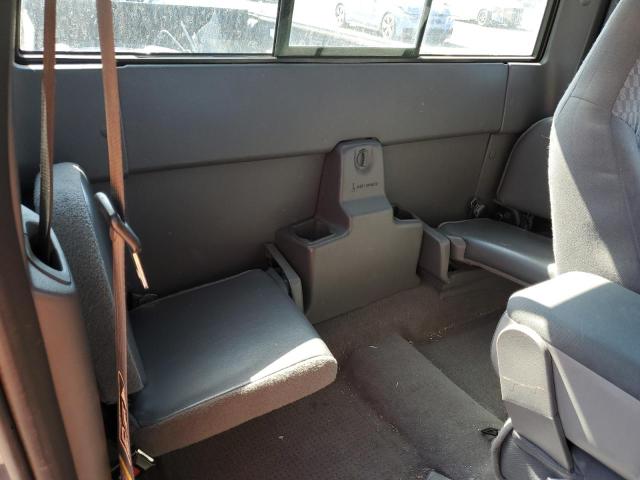 Photo 10 from auction – 2003 MAZDA B3000 CAB with VIN 4F4YR46U13TM10049