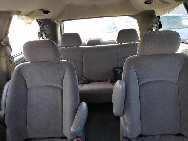 Photo 10 from auction – 2002 CHRYSLER TOWN & COU with VIN 2C4GP44342R714311