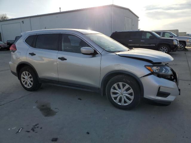 Photo 4 from auction – 2017 NISSAN ROGUE S with VIN KNMAT2MT2HP540027