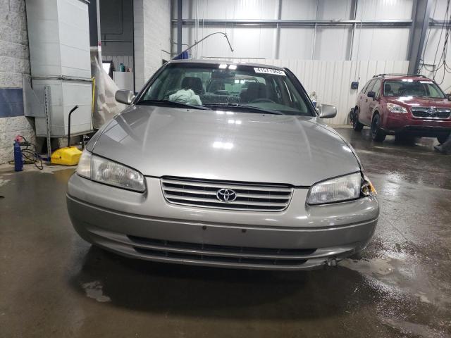 Photo 5 from auction – 1998 TOYOTA CAMRY CE with VIN 4T1BF28K3WU066337
