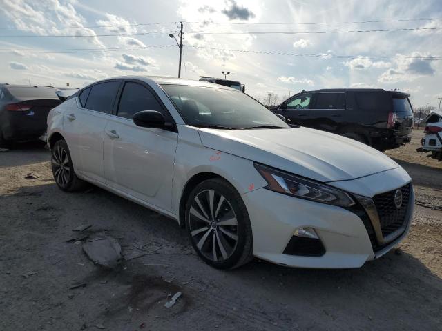 Photo 4 from auction – 2019 NISSAN ALTIMA SR with VIN 1N4BL4CW6KN301830