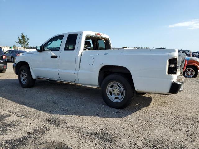 Photo 2 from auction – 2005 DODGE DAKOTA ST with VIN 1D7HE22K75S170114