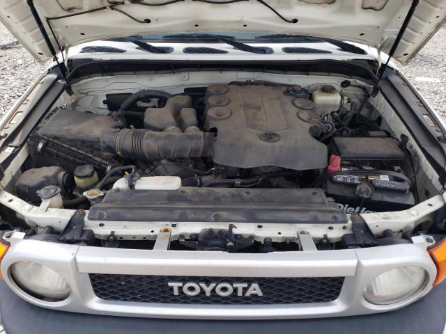 Photo 11 from auction – 2013 TOYOTA FJ CRUISER with VIN JTEBU4BF5DK158250