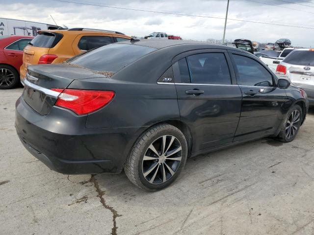 Photo 3 from auction – 2013 CHRYSLER 200 TOURIN with VIN 1C3CCBBB6DN577823